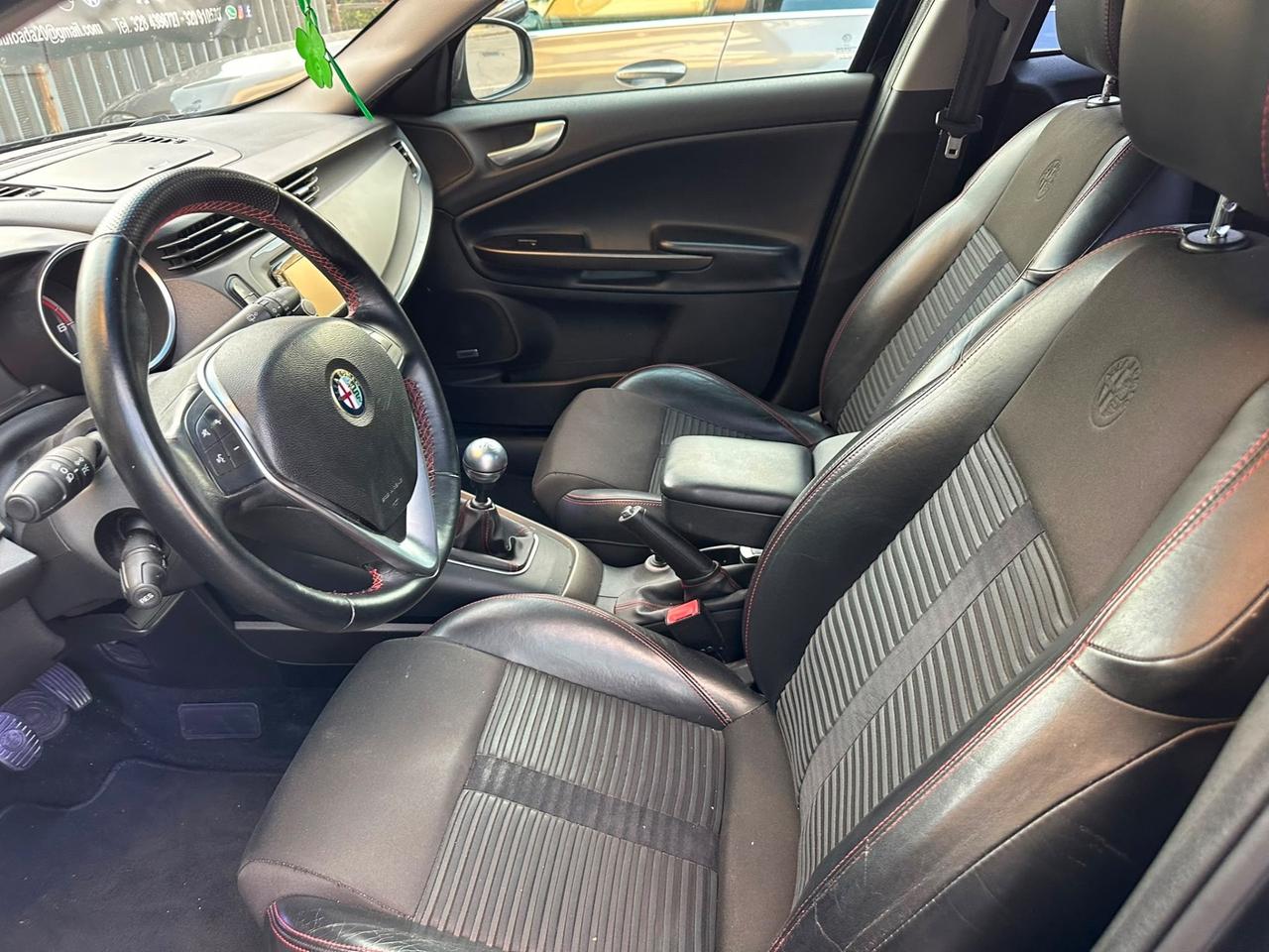 Alfa Romeo Giulietta 1.6 JTDm-2 105 CV Exclusive