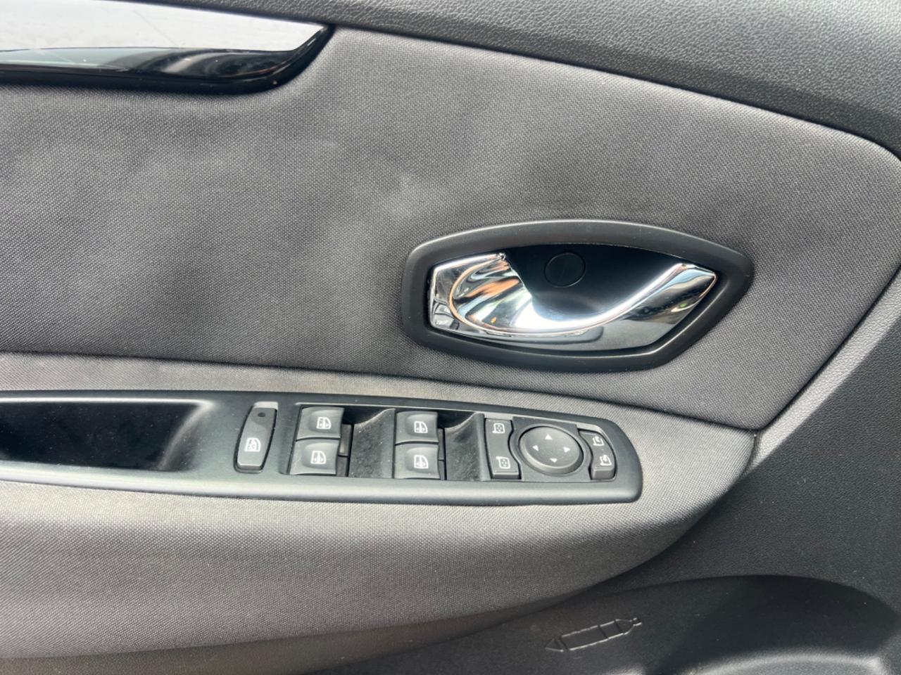 Renault Scenic Scénic XMod 1.5 dCi 110CV S&S Bose