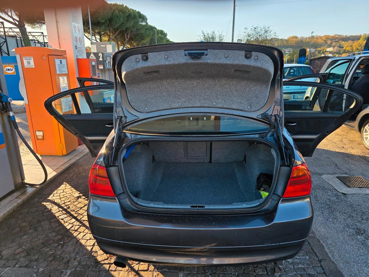 Bmw 318 318i cat con 161.000km Neopatentati ok