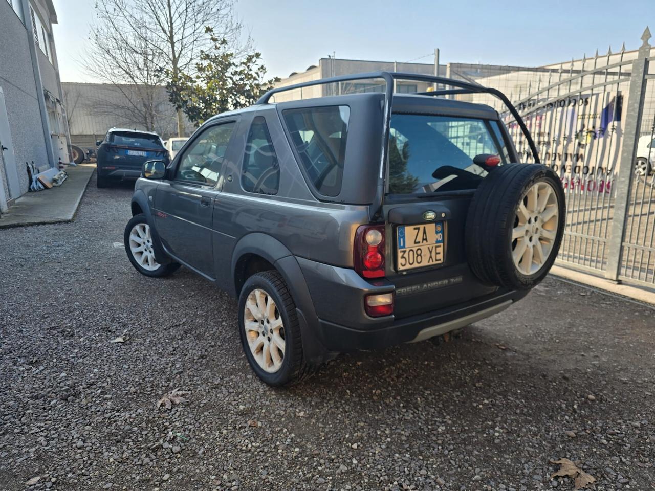 Land Rover Freelander -