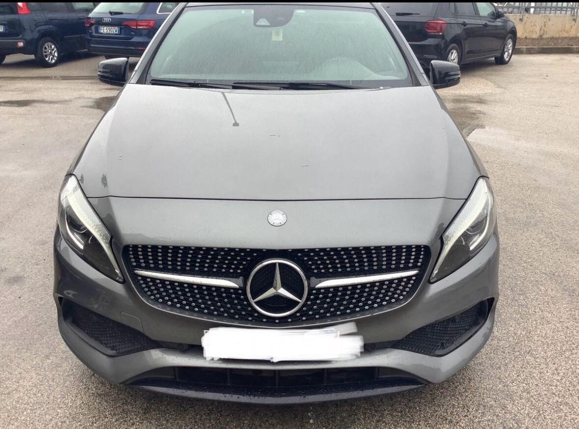 MERCEDES- BENZ A 200 d AUTOMATIC PREMIUM