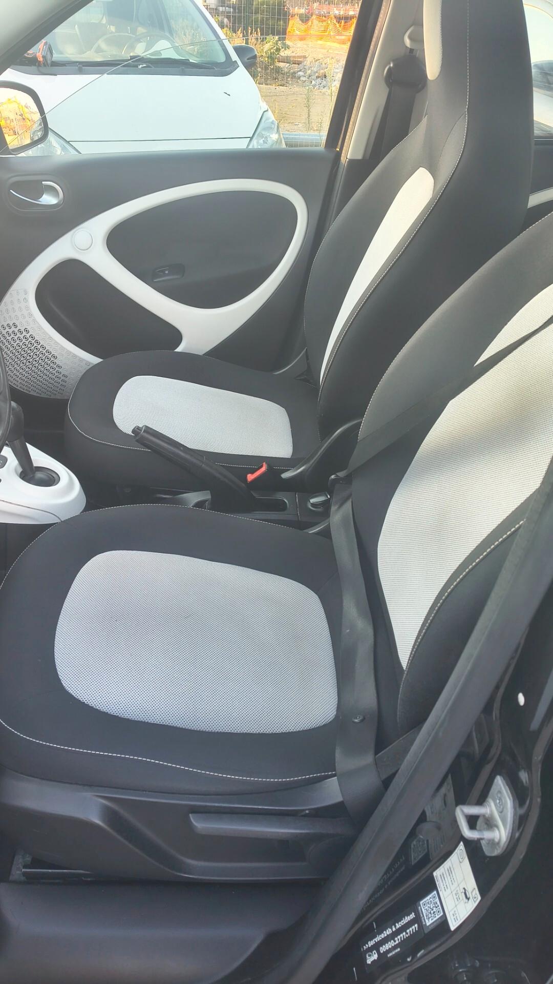 Smart ForFour 60 1.0 Black Passion