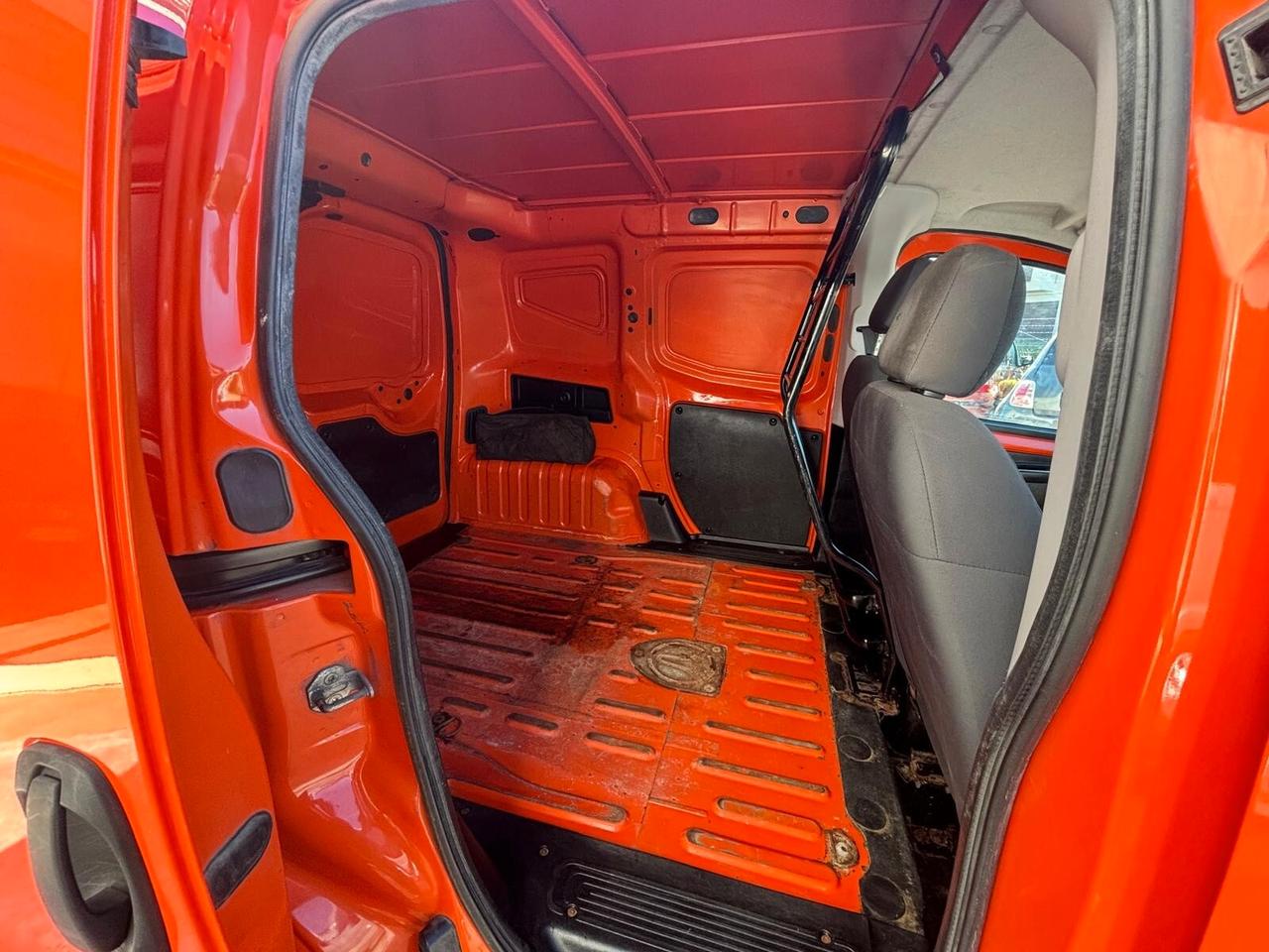 Peugeot Bipper 1.3 HDi 80CV Furgone Pro