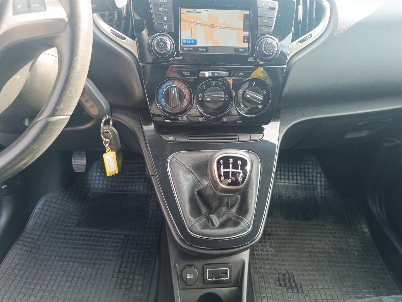 Lancia Ypsilon 1.2 NAVIGATORE SOLO 73.000 KM