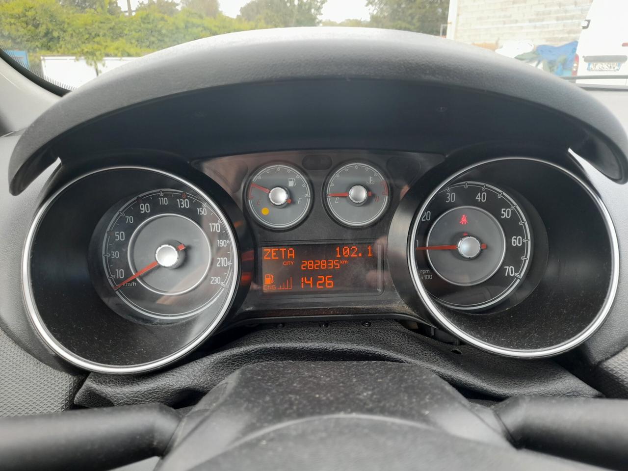 Fiat Punto 1.4 8V 5 porte Natural Power Street