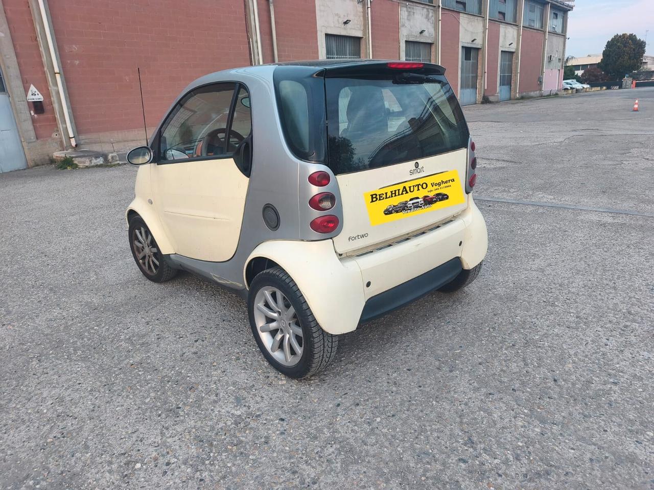 Smart ForTwo 2006--700 Benzina Neopatentati