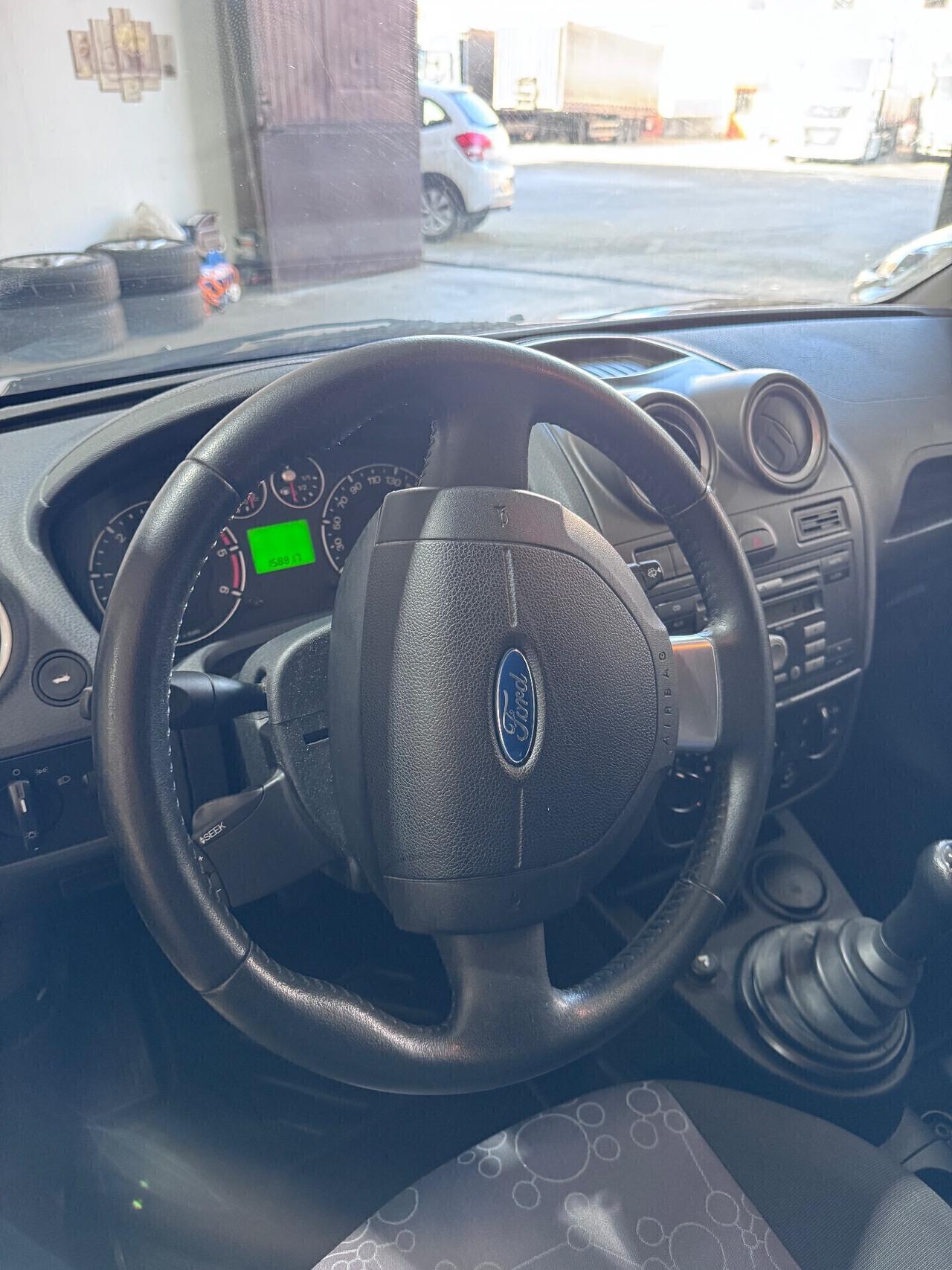 Ford Fiesta 1.4 TDCi 3p. Ghia