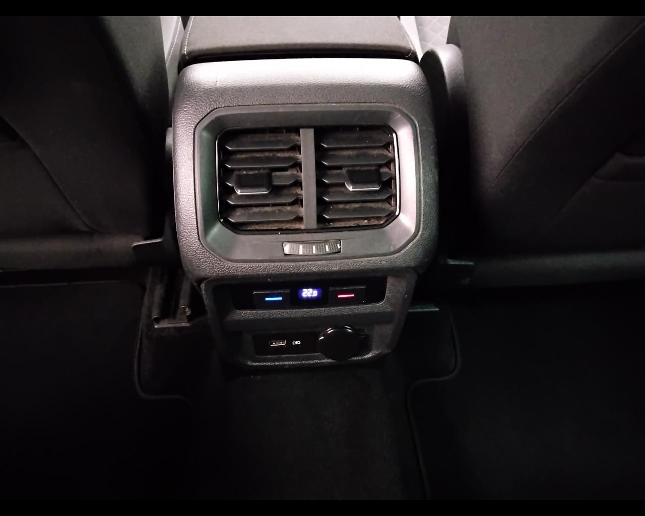 VOLKSWAGEN Tiguan II 2016 - Tiguan 2.0 tdi Sport 150cv