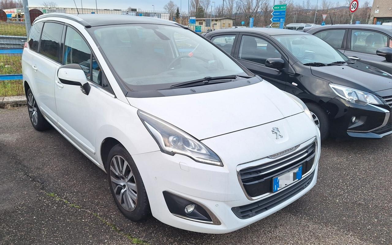 Peugeot 5008 2.0 HDi aut. 7 Posti Allure