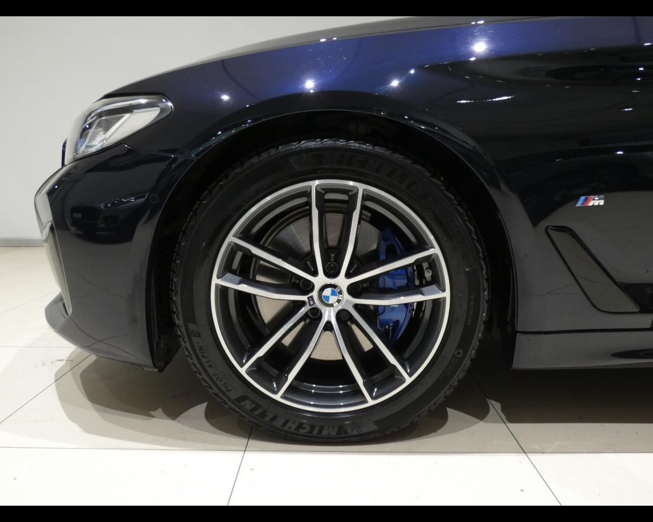 BMW Serie 5(G30/31/F90) - 520d 48V Touring Msport