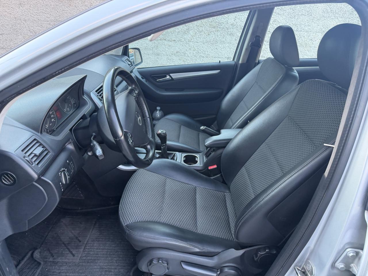 MERCEDES A 180 200 CDI ELEGANCE MANUALE