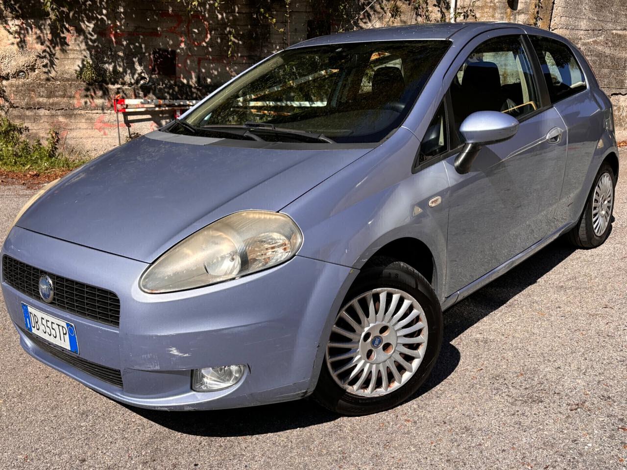 Fiat Grande Punto 1.4 Starjet 16V 3 porte Dynamic