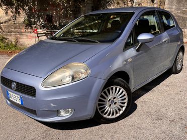 Fiat Grande Punto 1.4 Starjet 16V 3 porte Dynamic