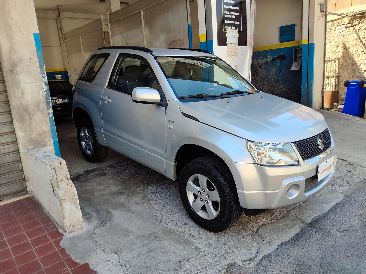 Suzuki Grand Vitara 1.9 DDiS 3 porte