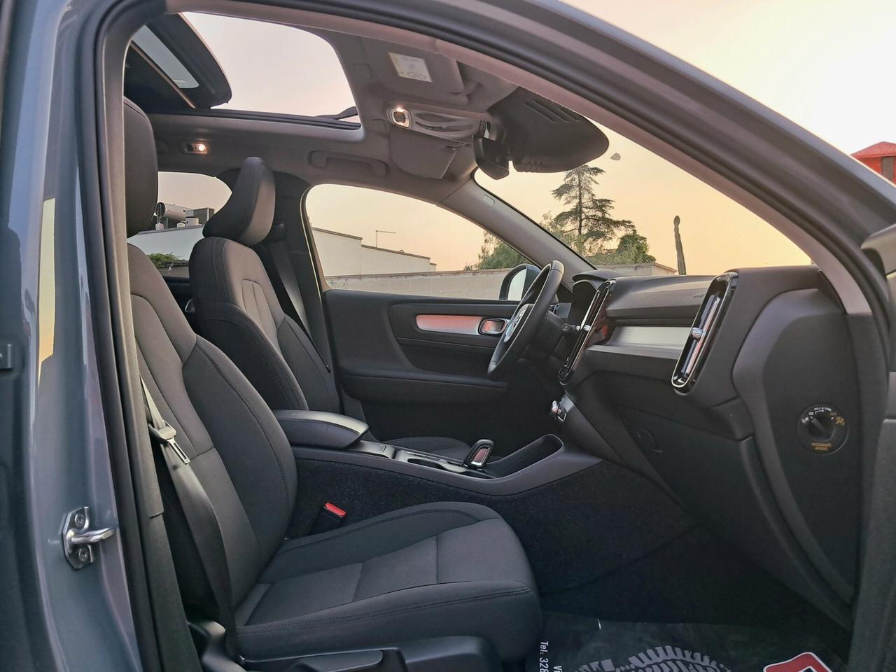 Volvo XC40-2.0-150CV*TETTO*CAM360°*LED*NAVI