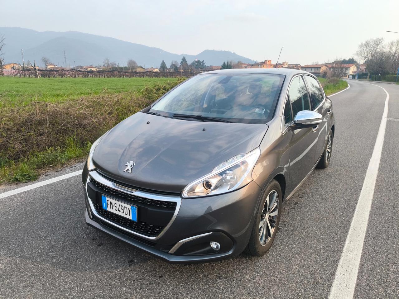 PEUGEOT 208 1,6 BLUE HDI- ALLURE-OK NEOPATENTATI- EURO 6