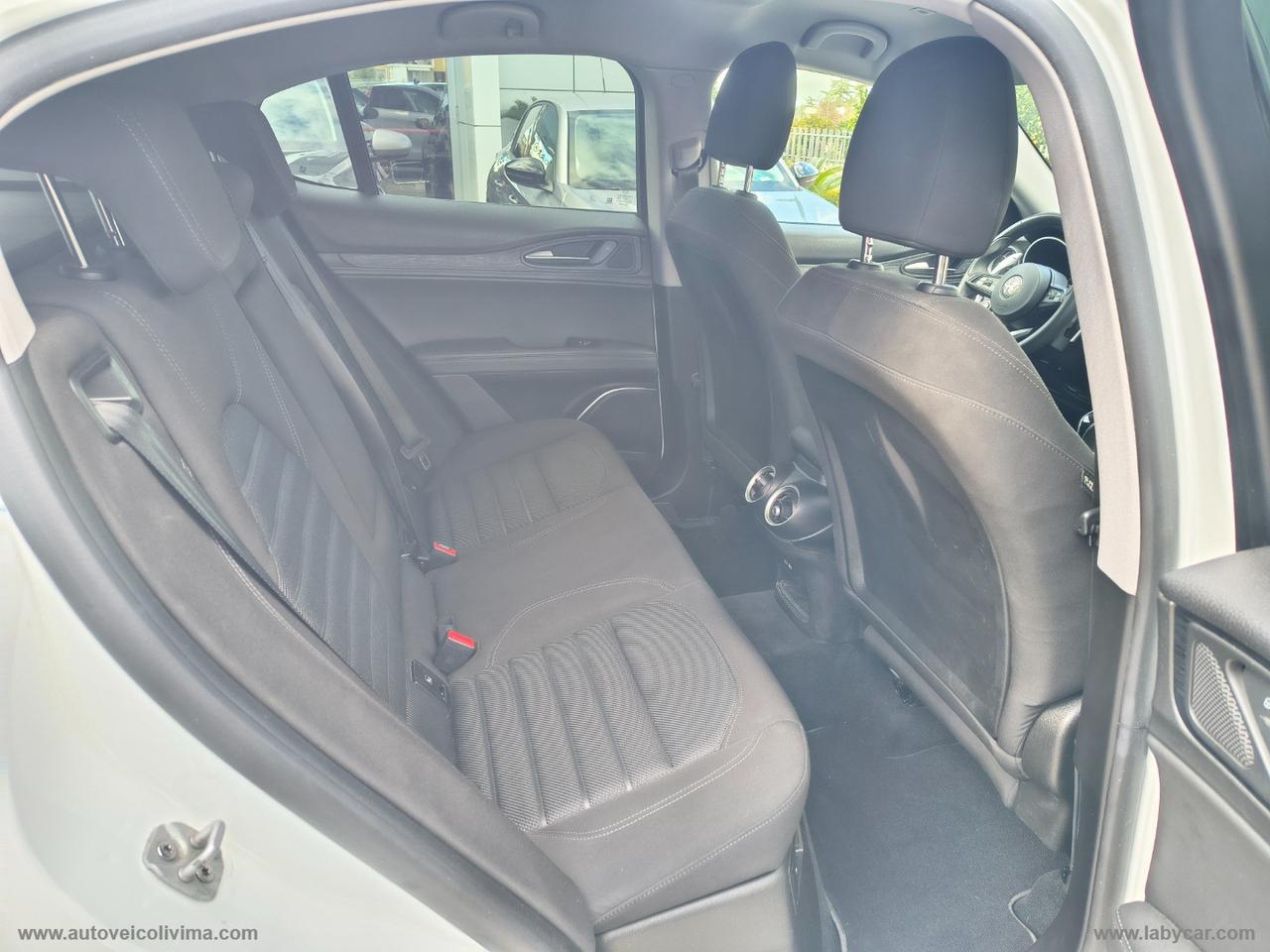 ALFA ROMEO Stelvio 2.2 T.diesel 160CV AT8 RWD Bus. AUTOCARRO