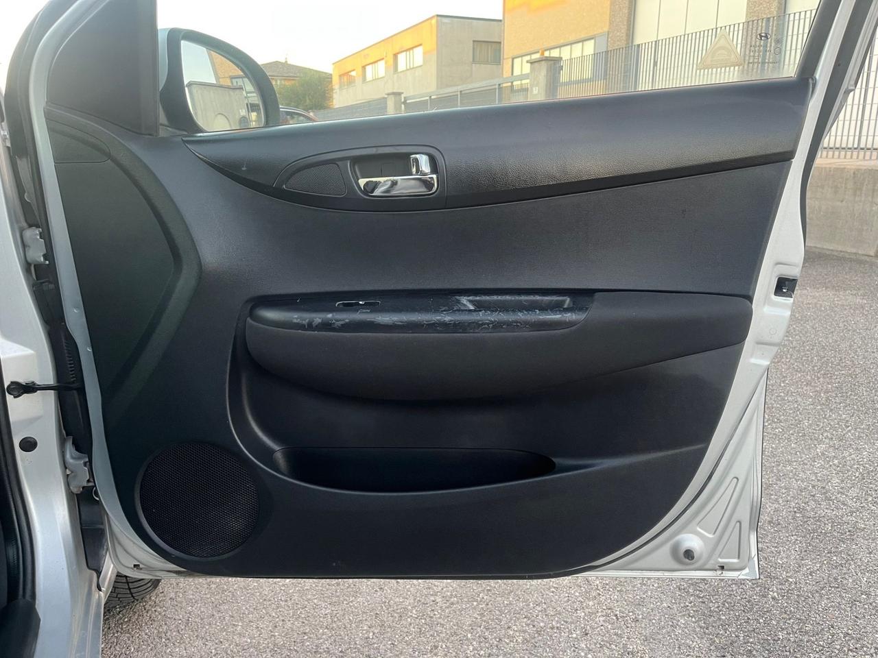 Hyundai i20 1.1 CRDi 5p. Sound Edition