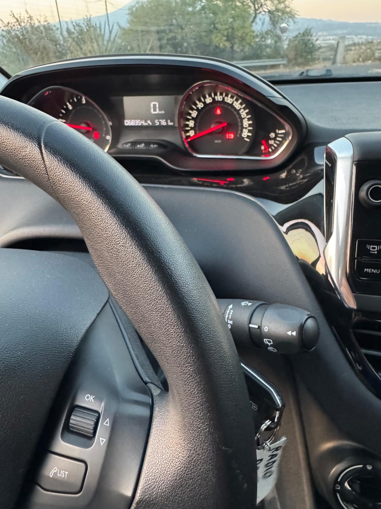 Peugeot 208 1.4 HDi SOLO 68.000 CHILOMETRI