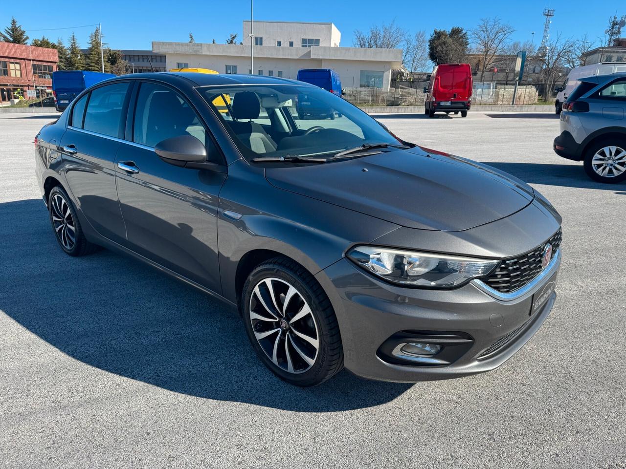 Fiat Tipo 1.6 Mjt 4 porte Lounge