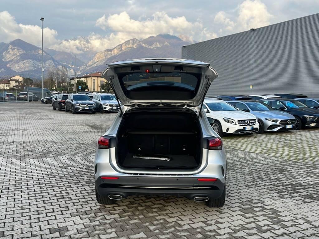 Mercedes GLA 200 200 D Premium 8G-DCT