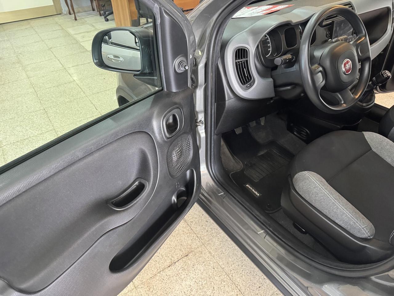 FIAT PANDA HIBRIDA 1.0 cc. CAR PLAY