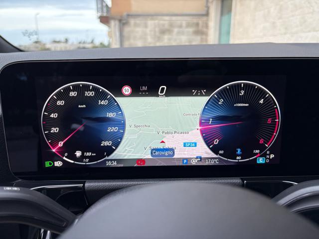 MERCEDES-BENZ GLA 200 d Automatic Premium Amg Pack Night-TETTO