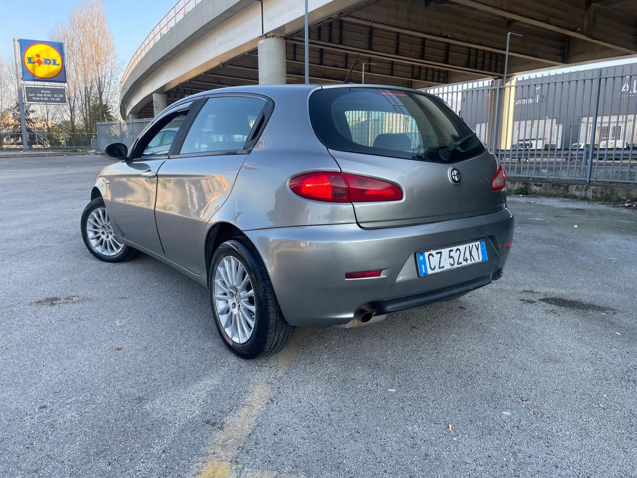 Alfa Romeo 147 1.9 JTD M-JET 16V 5 porte Prog.