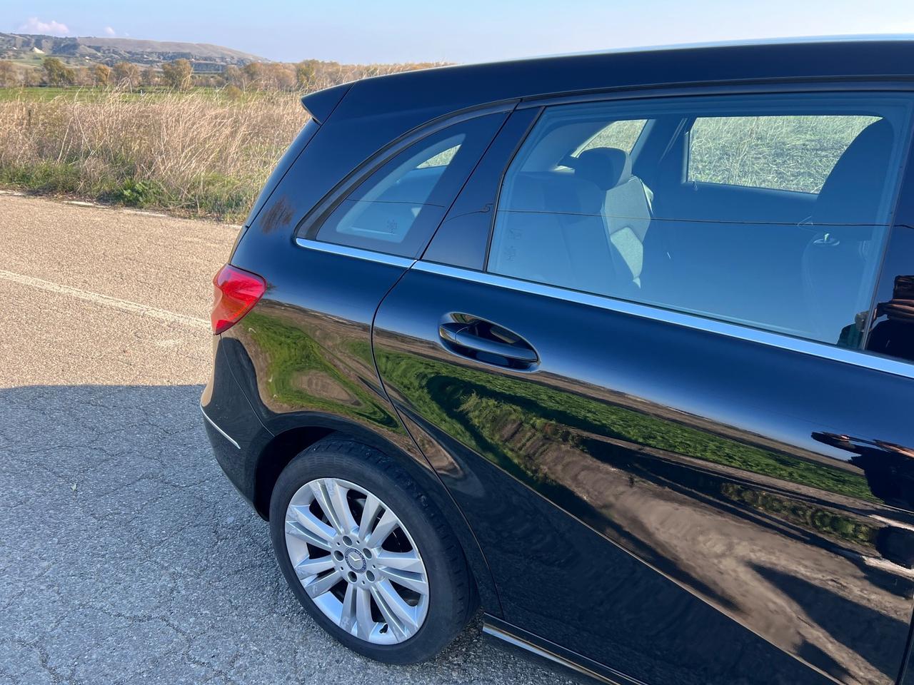 Mercedes-benz B 200 CDI Executive 130.000km