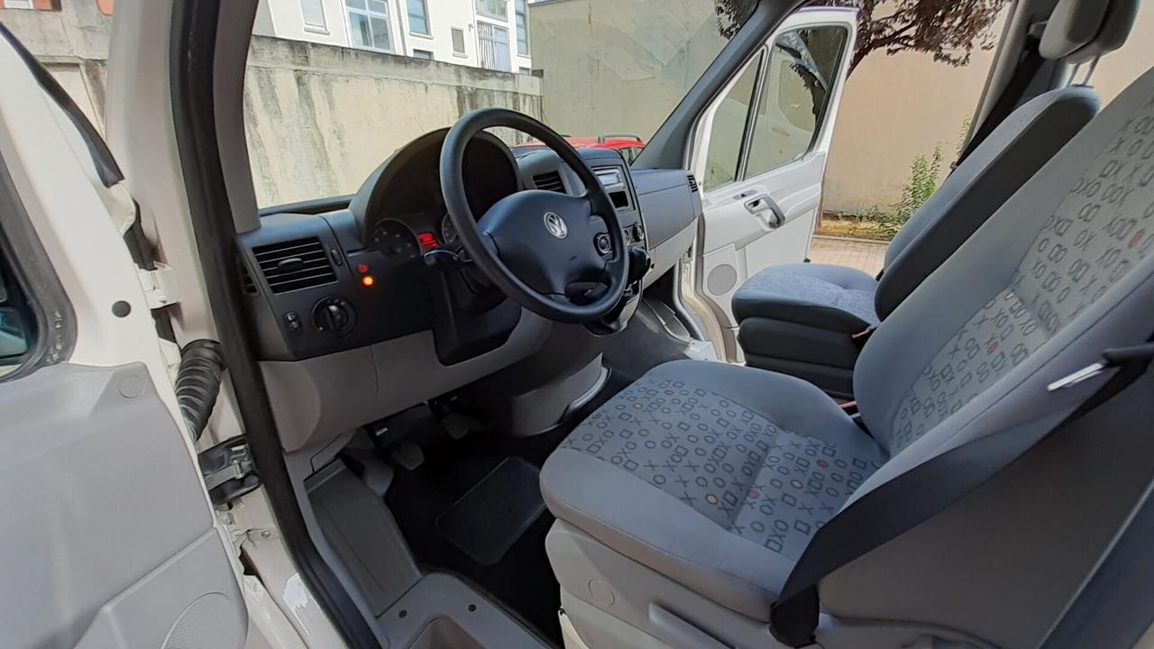 Volkswagen Crafter trasporto disabili doppia pedana tetto alto