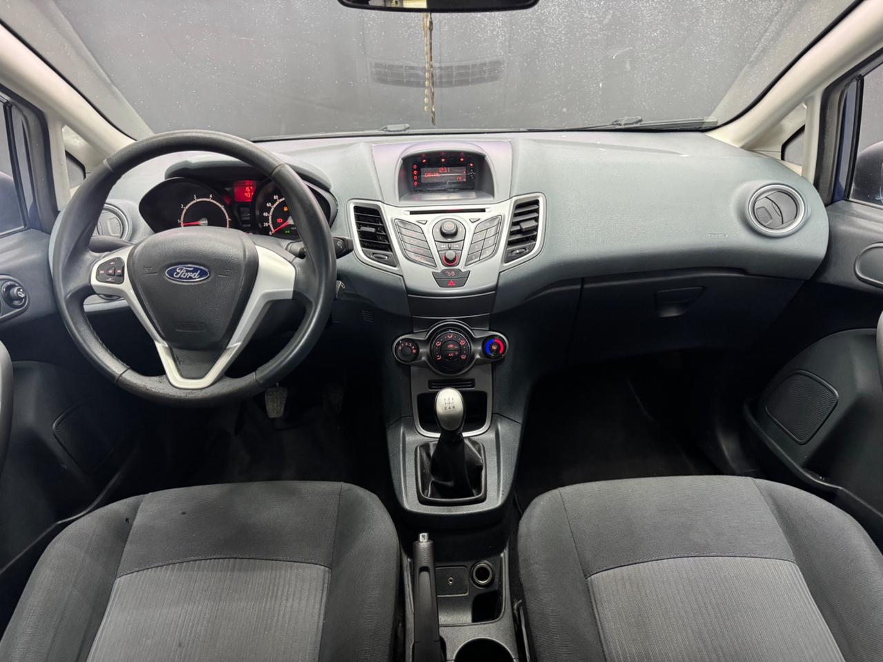 Ford Fiesta 1.2 Benzina 5Porte ADATTA NEOPATENTATI