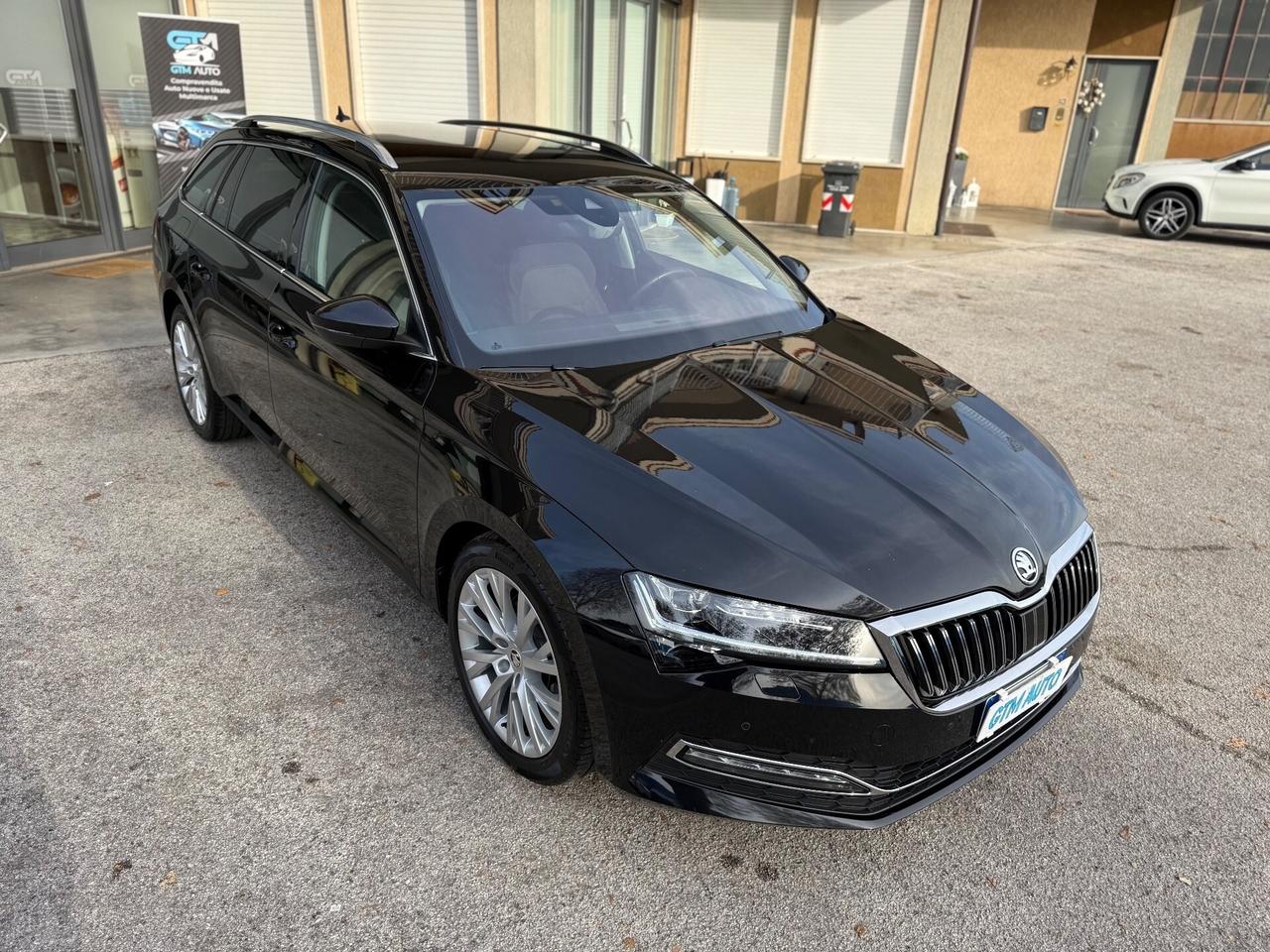 Skoda Superb 2.0 TDI 150 CV SCR DSG Wagon