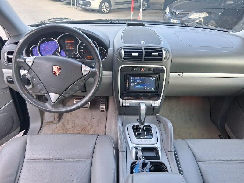 Porsche Cayenne 4.5 cat S