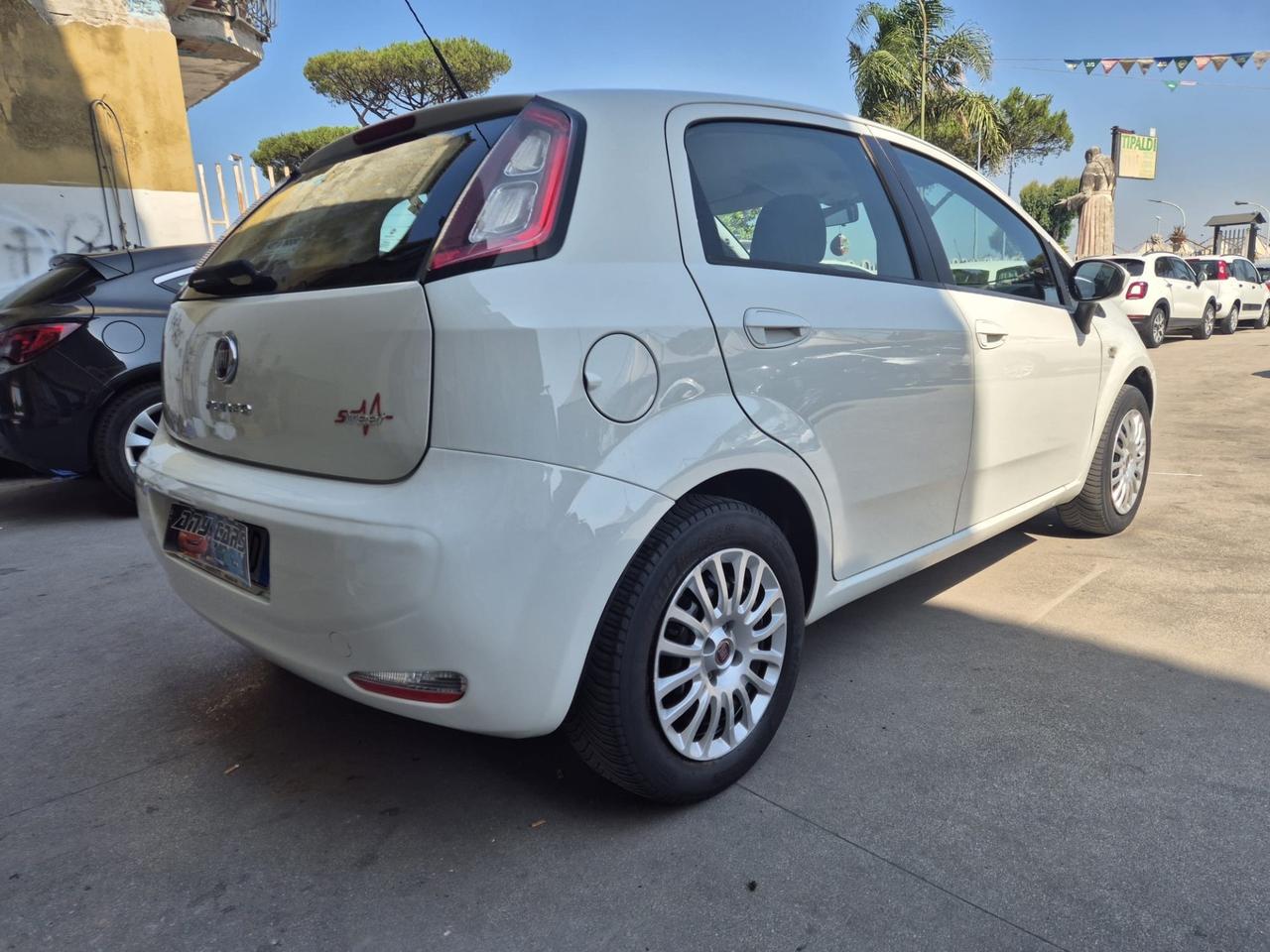 Fiat Punto 1.3 MJT II 75 CV 5 porte Street 2014