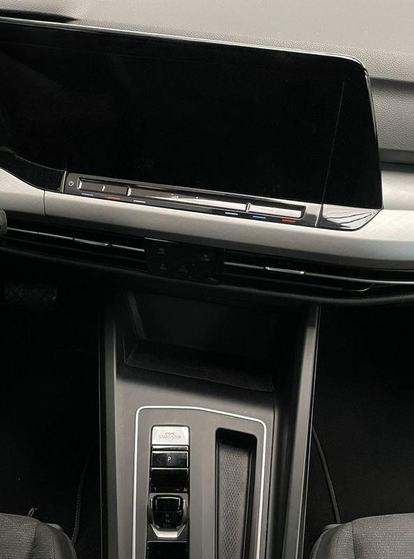 Volkswagen Golf 1.0 etsi evo Life 110cv dsg