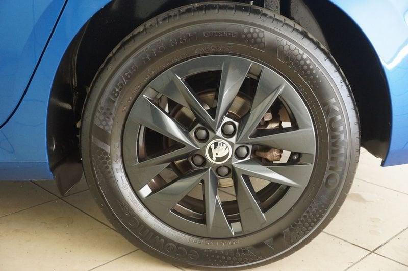 Škoda Fabia Fabia 1.0 mpi Young Edition 80cv