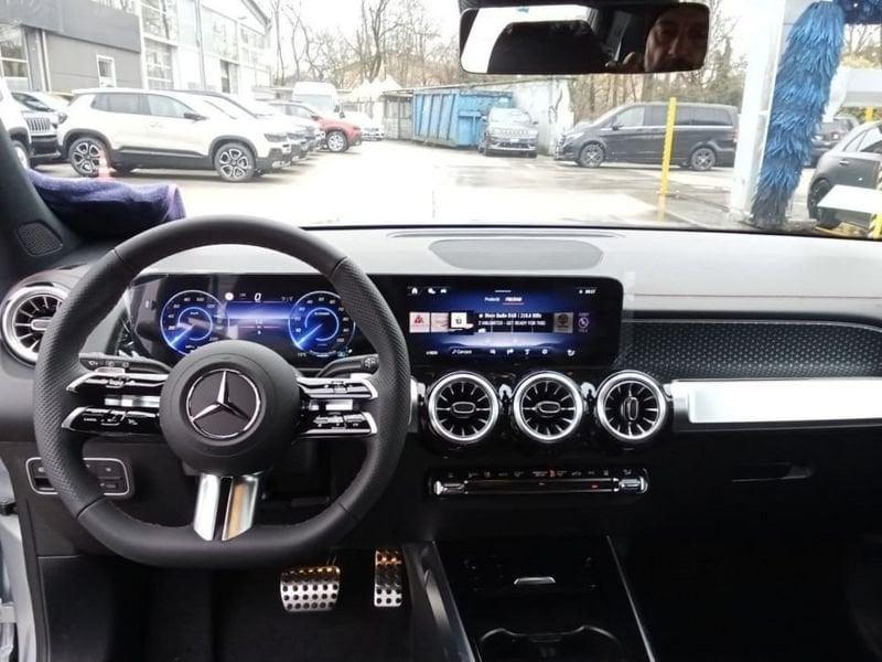 Mercedes-Benz EQB 300 4MATIC AMG Line Advanced