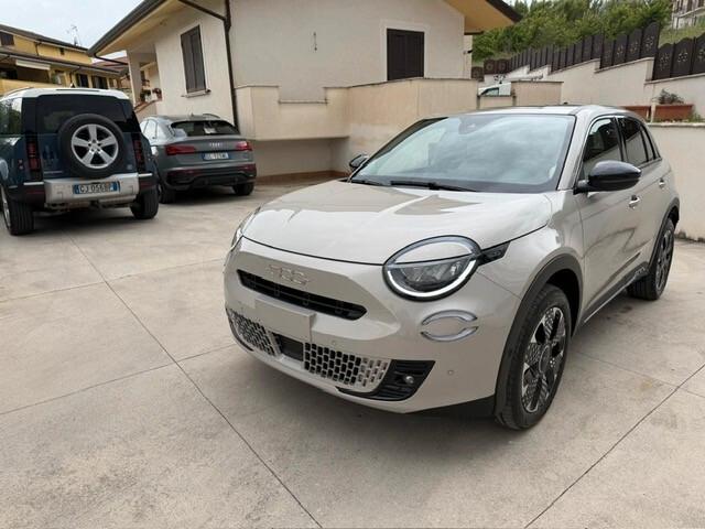 Fiat 600 1.2 HYBRID LA PRIMA 110cv VARI COLORI