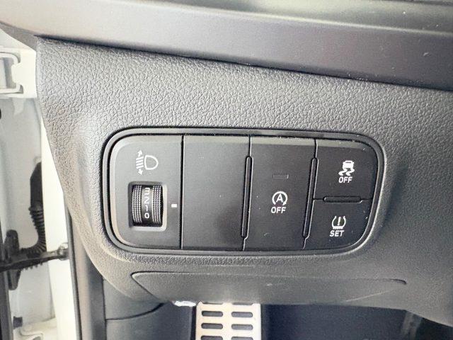 HYUNDAI Bayon 1.0 T-GDI Hybrid 48V DCT XClass IBRIDA OK NEOPATEN