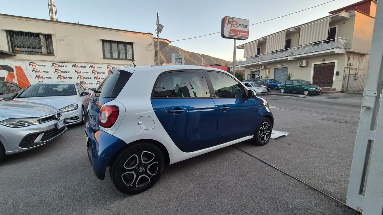 Smart ForFour 90 0.9 Turbo Youngster
