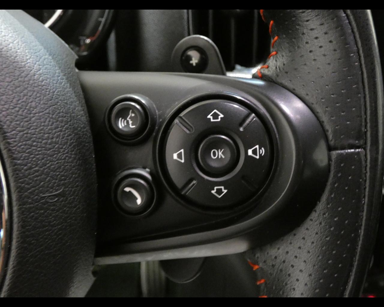 MINI Mini Countrym.(F60) - Mini 2.0 John Cooper Works Countrym. ALL4
