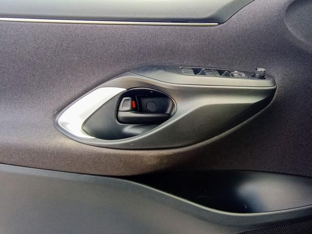 TOYOTA Yaris 1.5 Hybrid 5 porte Trend
