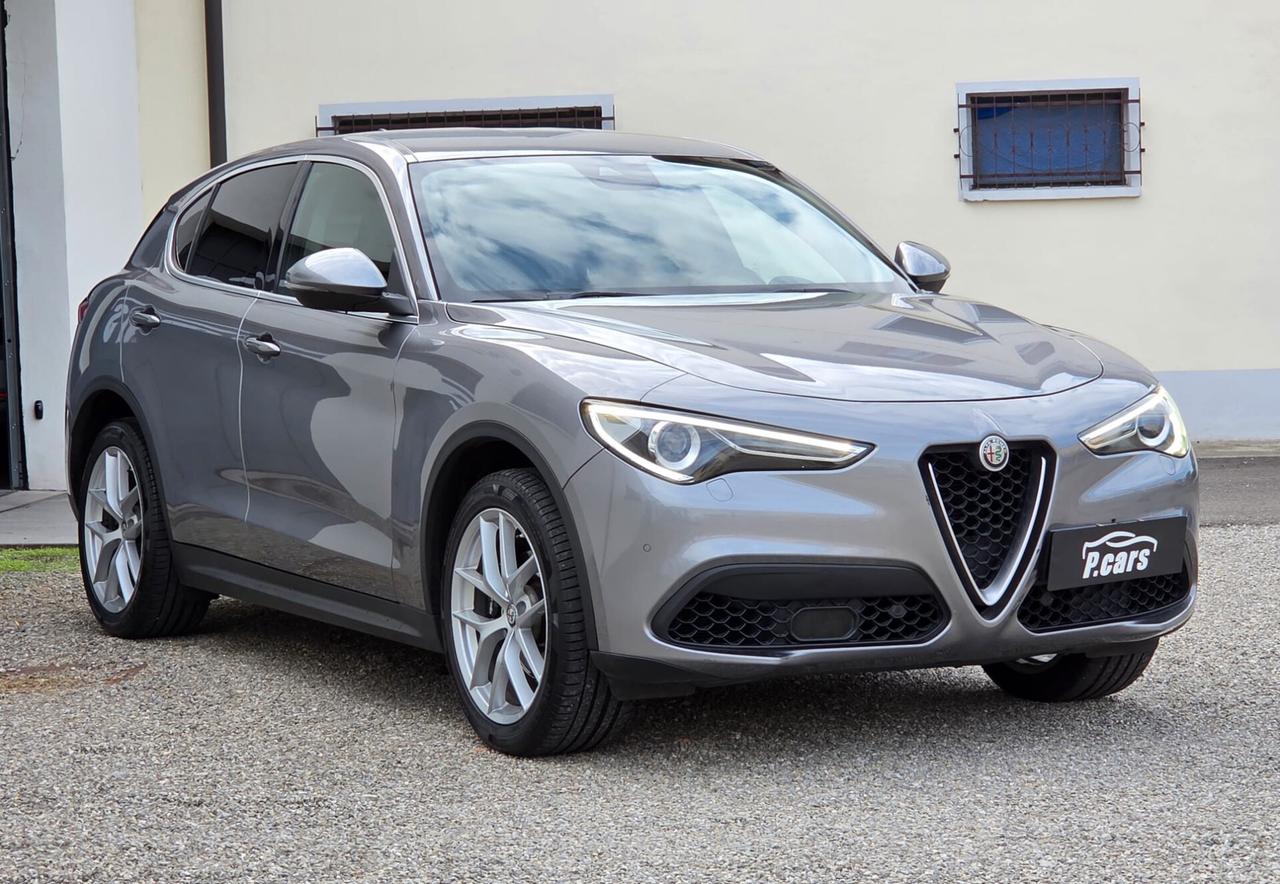 Alfa Romeo Stelvio 2.0 Turbo 280 CV AT8 Q4 First Edition