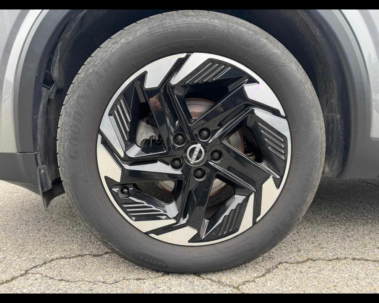 NISSAN Qashqai 1.3 MHEV N-Connecta