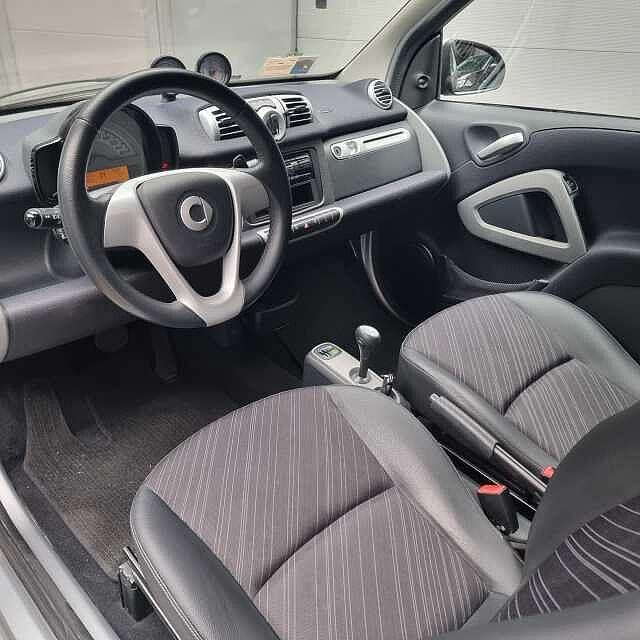 Smart fortwo 1000 52 kW MHD coupé passion