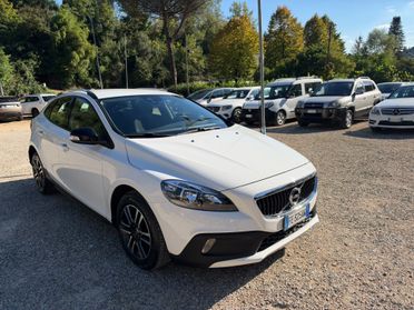 Volvo V40 Cross Country D2 Summum