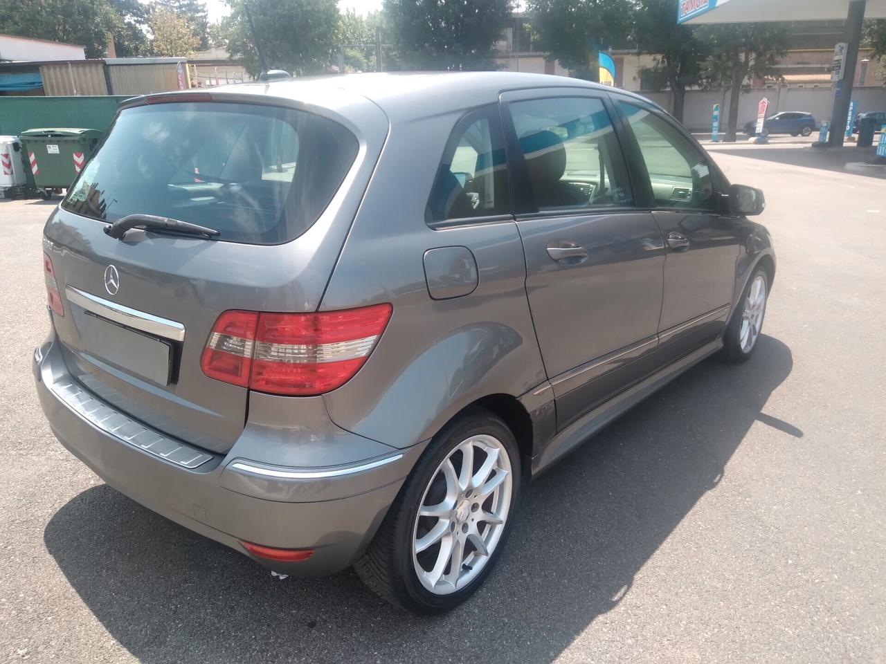 Mercedes-benz B 180 BlueEFFICIENCY Sport x neopatentati