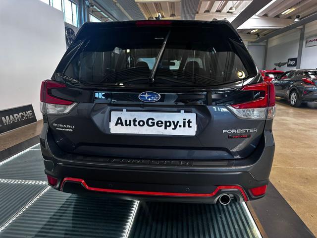 SUBARU Forester 2.0 e-Boxer MHEV CVT Lineartronic 4dventure