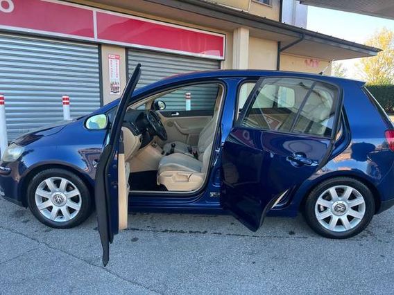 Volkswagen Golf Plus 1.6 fsi Sportline c/navi