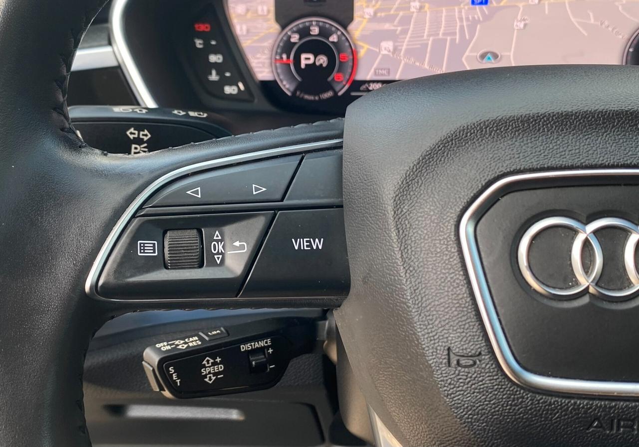 Audi Q3 Business 2.0 TDI 150CV s-tronic 35